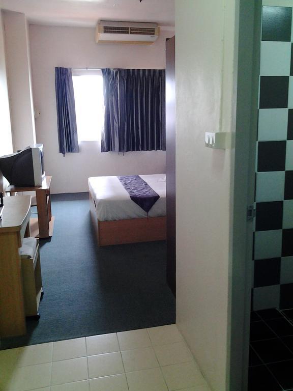 King Royal 2 Hotel Банкок Екстериор снимка